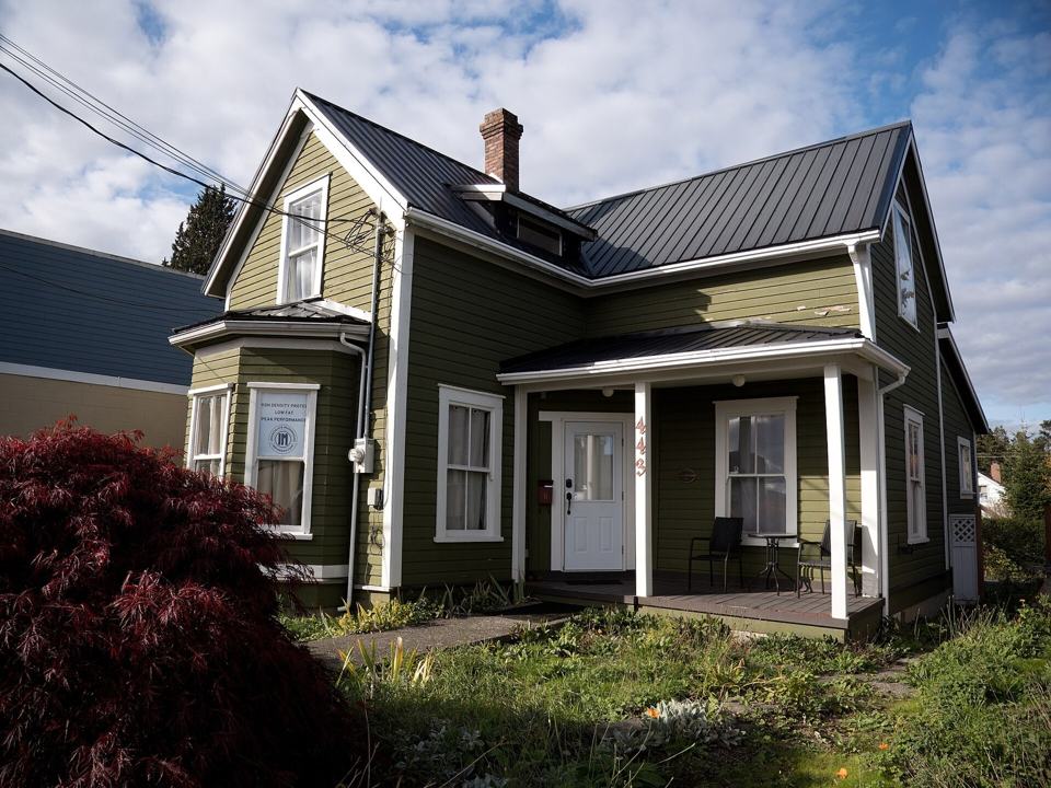 Dark metal to natural cedar shake, Courtenay